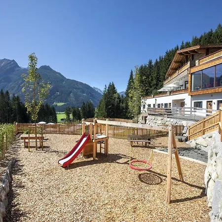 Chalet Modern Near Zillertal Arena *